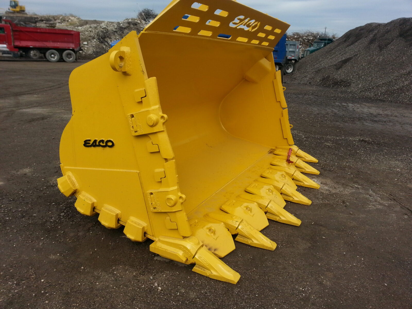 Loadmaster® HDP Lip System (Quarry) - Image 2